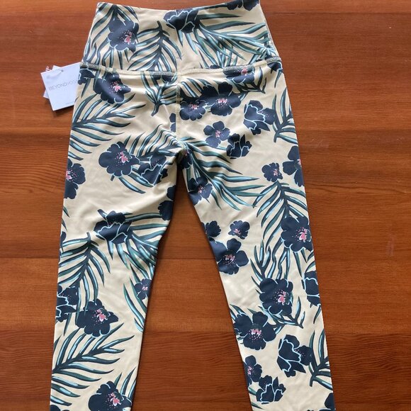 NWT, BEYOND YOGA, Size M, Sunrise Yellow with floral print - Picture 3 of 6